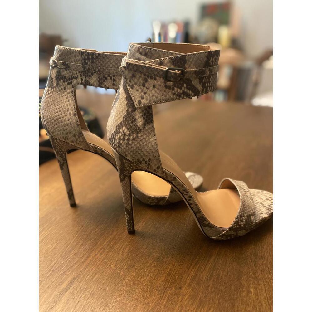 Ellen by Halston  - Size 8.5M - Picture 3 of 13